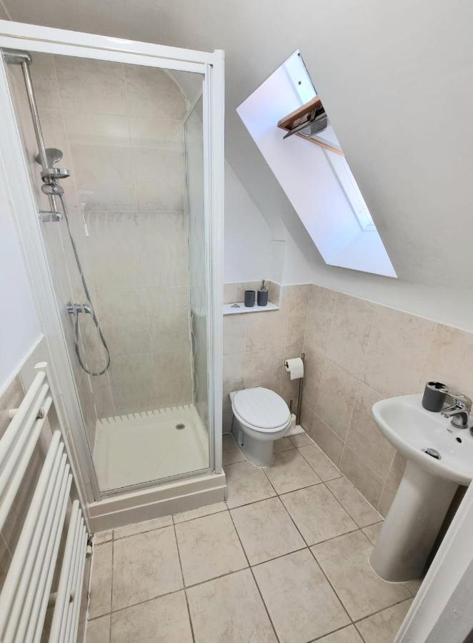 בורנמות' Centrally Located Boscombe Beach Apart With Parking מראה חיצוני תמונה